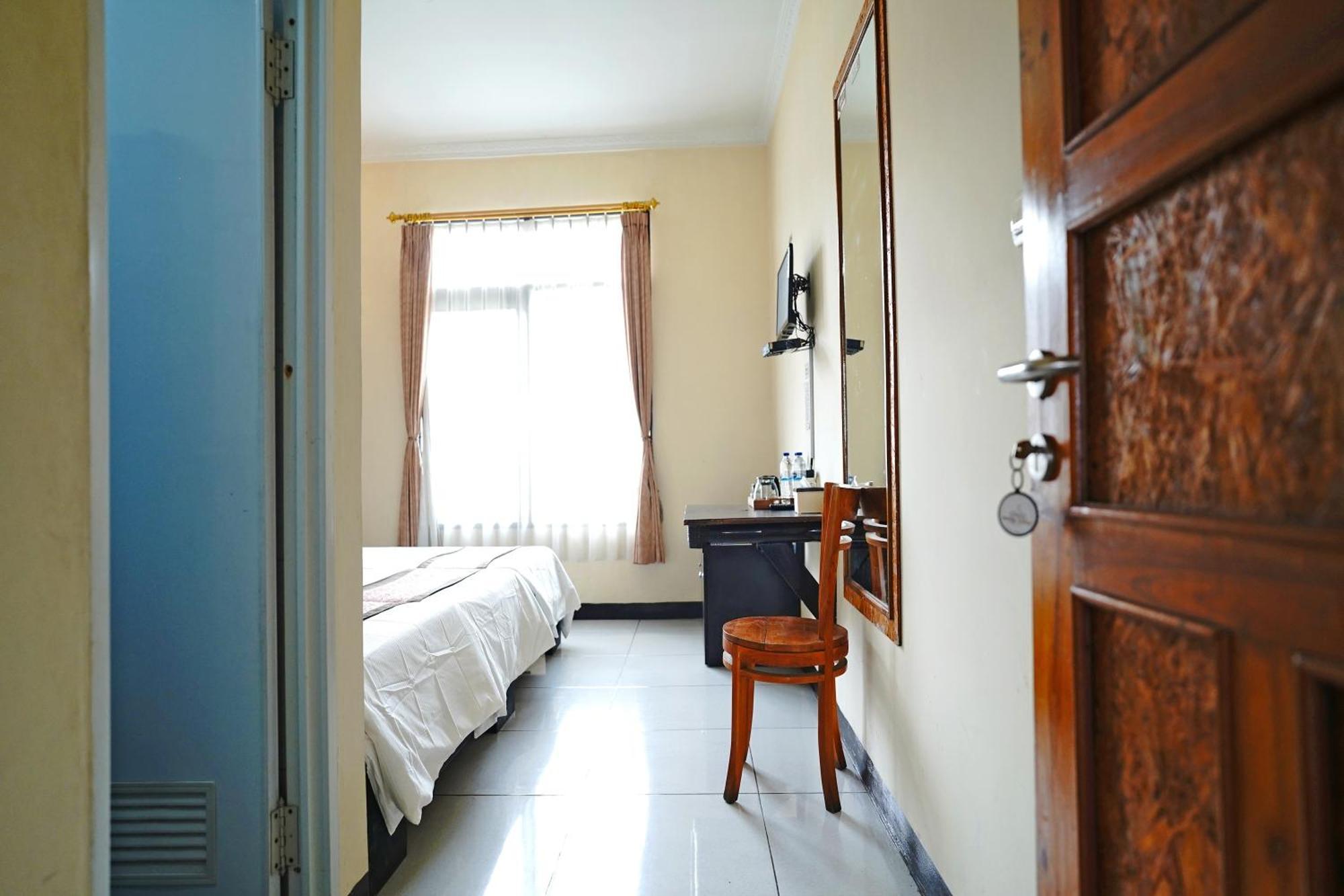 Saung Balibu Hotel Lembang Dış mekan fotoğraf