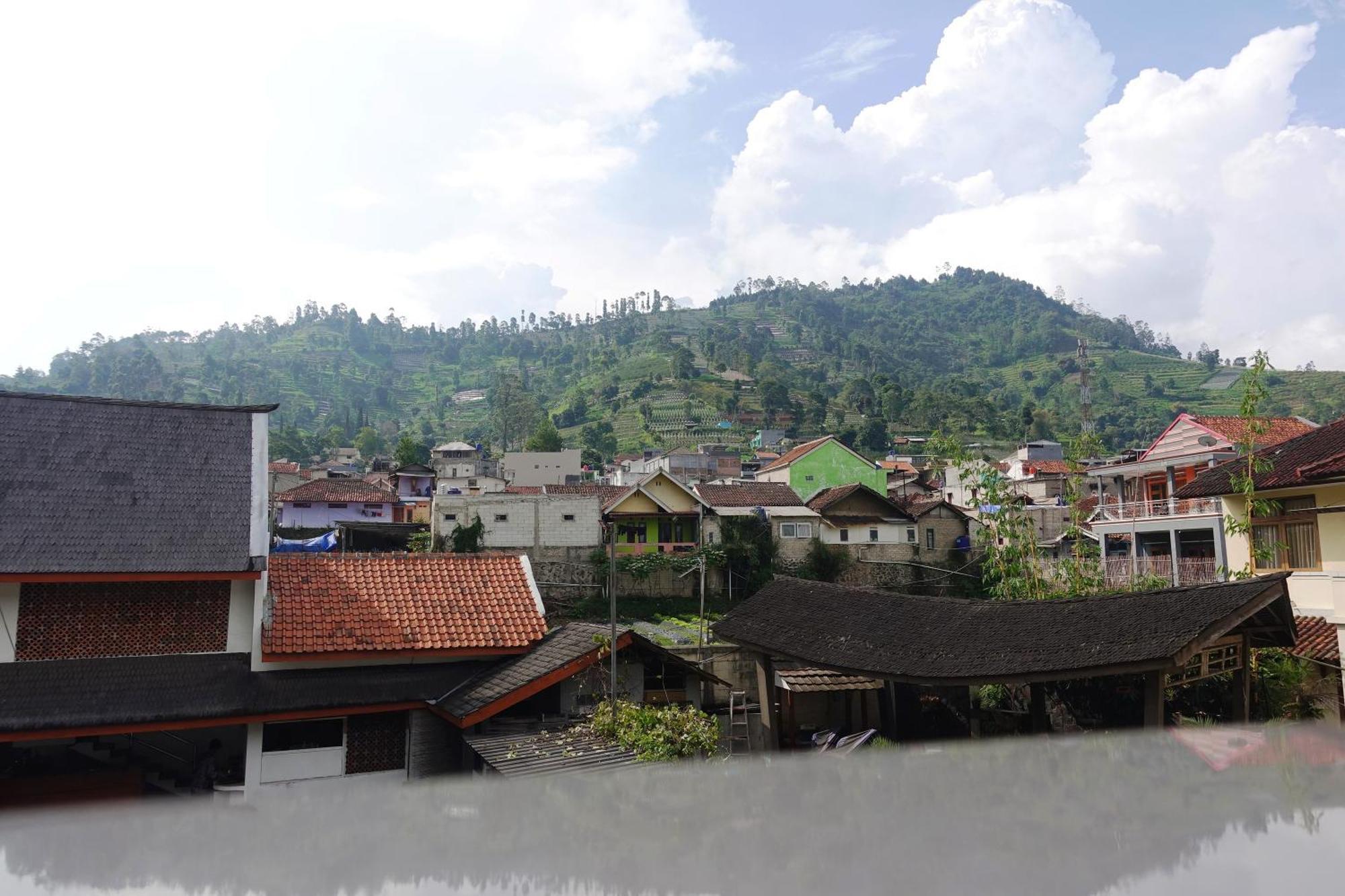 Saung Balibu Hotel Lembang Dış mekan fotoğraf