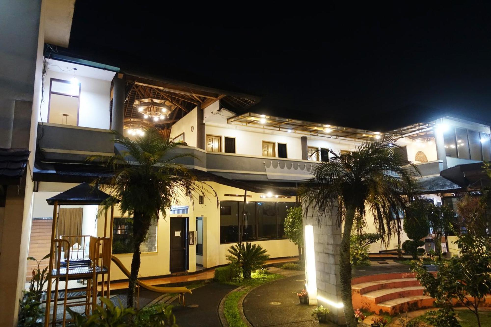 Saung Balibu Hotel Lembang Dış mekan fotoğraf