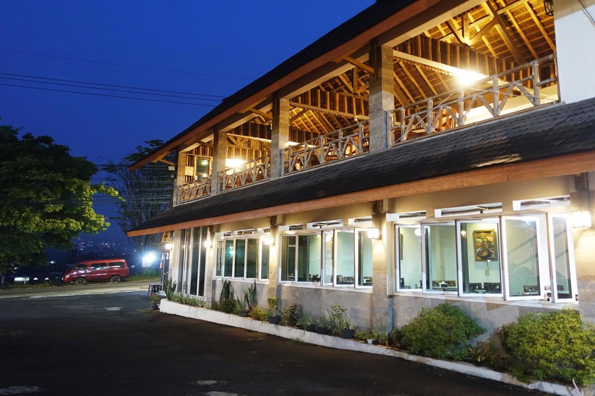 Saung Balibu Hotel Lembang Dış mekan fotoğraf